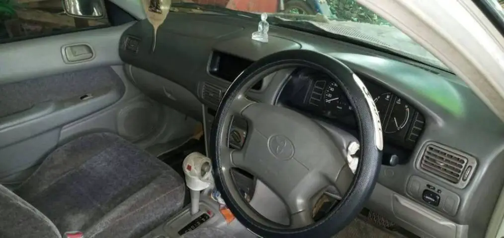  Toyota Corolla 110