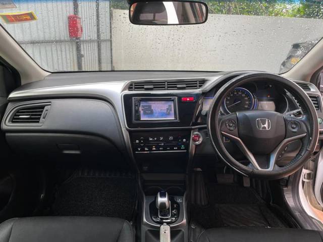 Honda Grace 2014