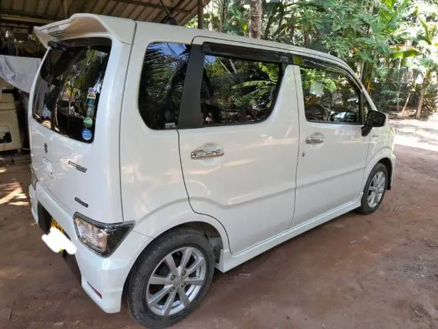 Suzuki wagon R stingray